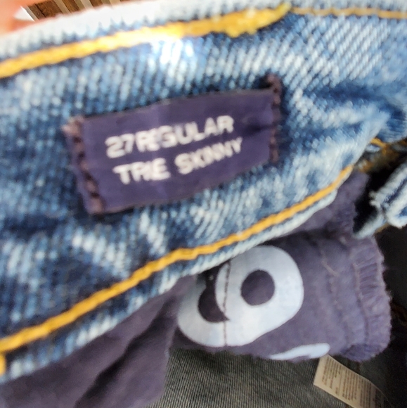 GAP True Skinny Stretch Distressed Jeans - Picture 4 of 5